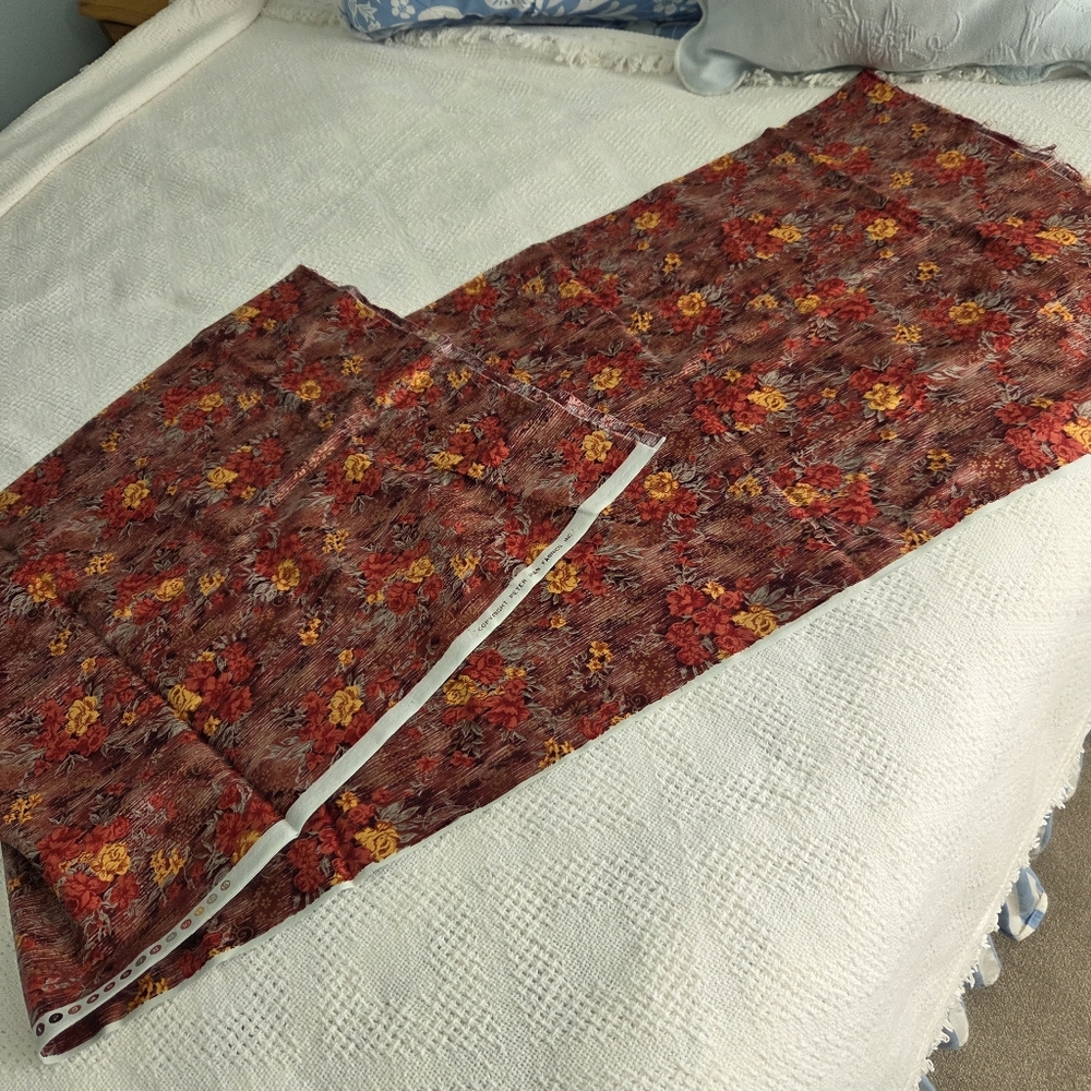 Vtg Peter Pan Fabrics Inc. Floral Fabric